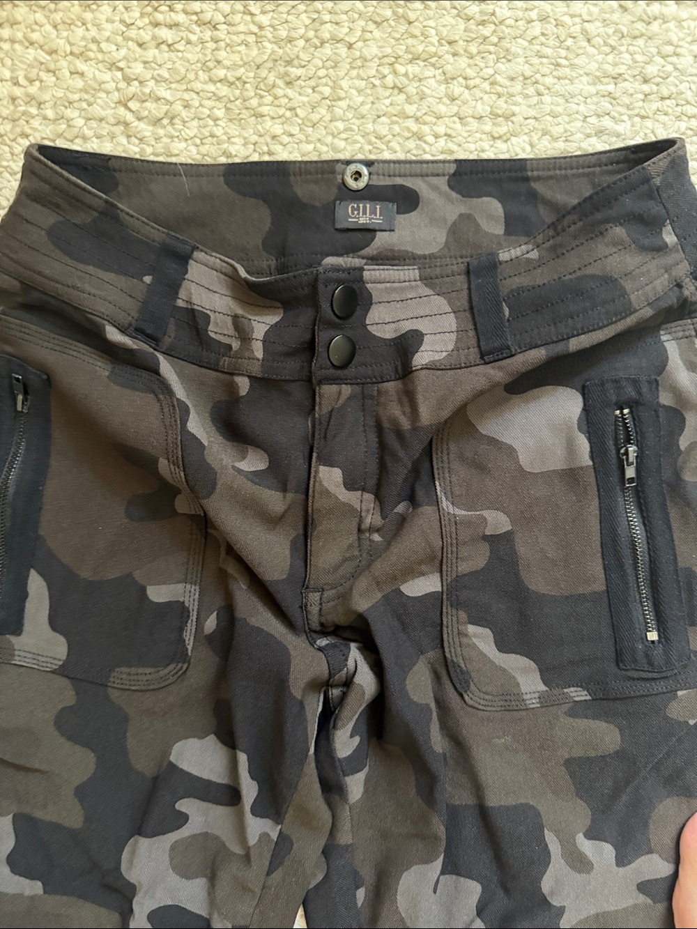 Gilli Olive and Black Camo Zip Pocket Pants, Size 8P